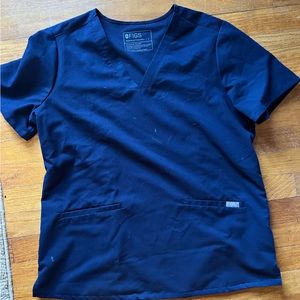 Navy blue Figs Casma two pocket scrub top size large